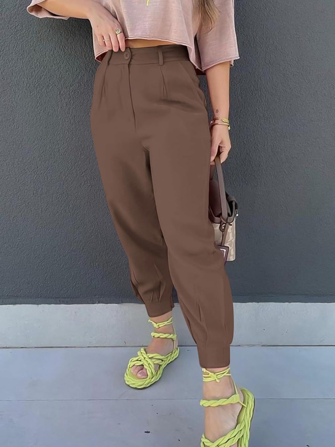 Stylish High-Waisted Crop Trousers for Chic Comfort