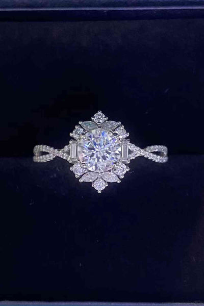 Floral 2 Carat Moissanite Crisscross Ring for Elegance