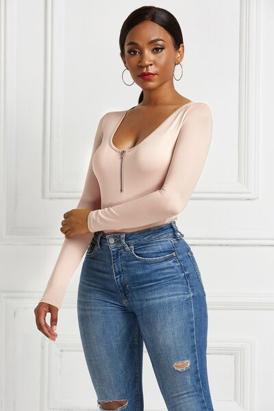 Sleek Half Zip Long Sleeve Scoop Neck Bodysuit for Women