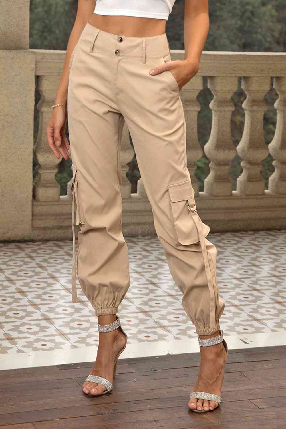 Chic High-Waisted Cargo Pants with Utility Pockets