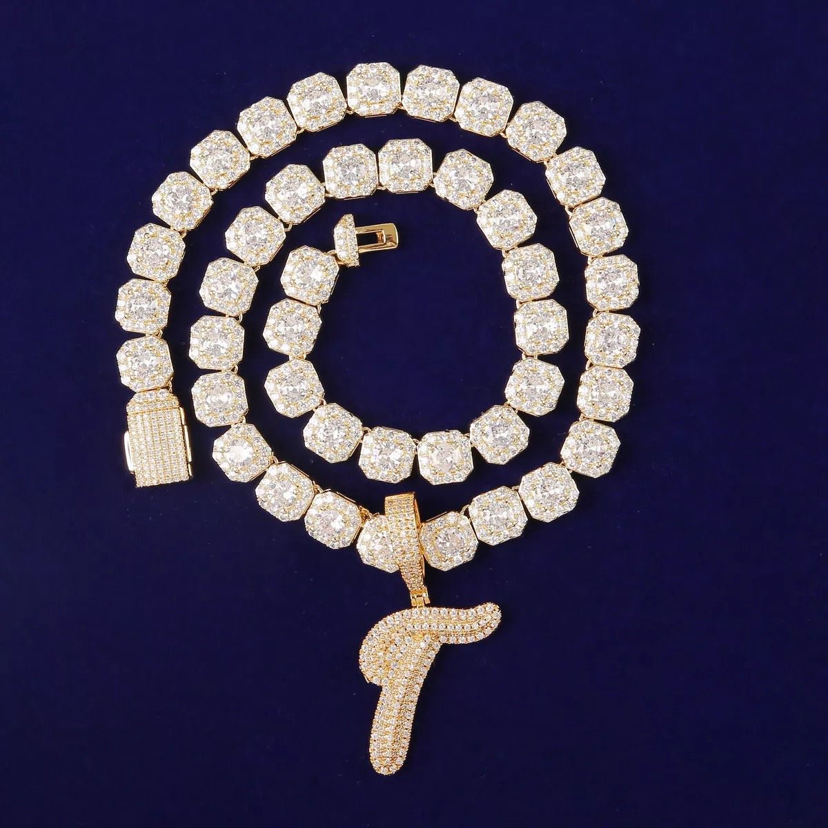 Icy Tennis Chain Necklace Timeless Elegance Luxury Jewelry Statement Piece For Modern Style