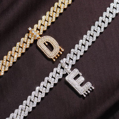 Initial Choker Unisex Necklace Luxurious Everyday Accessory For All Genders Timeless Minimalist Statement