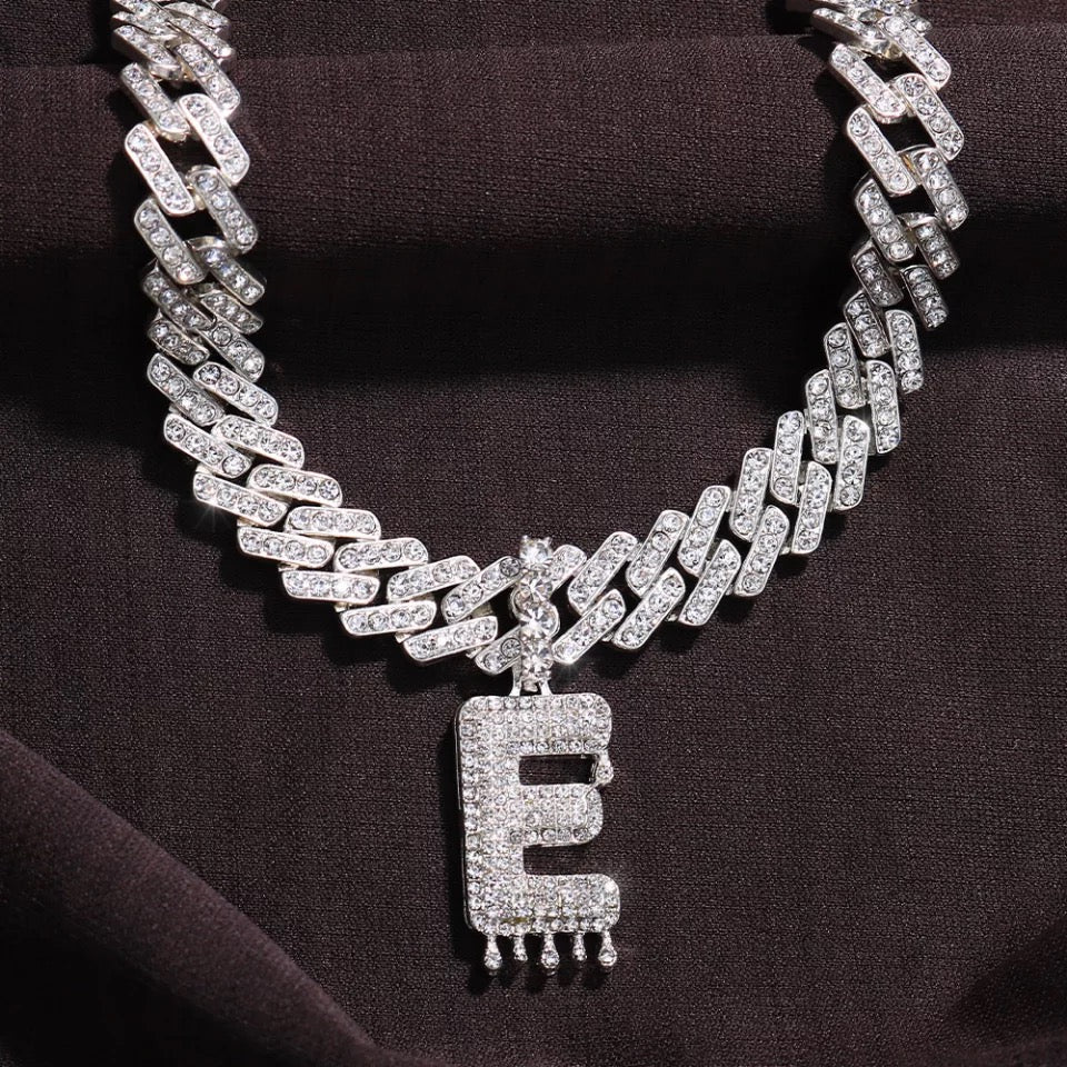 Initial Choker Unisex Necklace Luxurious Everyday Accessory For All Genders Timeless Minimalist Statement