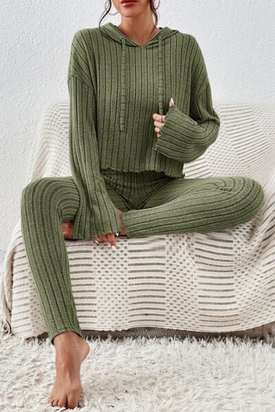 Chic Lettuce Hem Hooded Lounge Set with Relaxed Shoulders and Custom Fit Pants