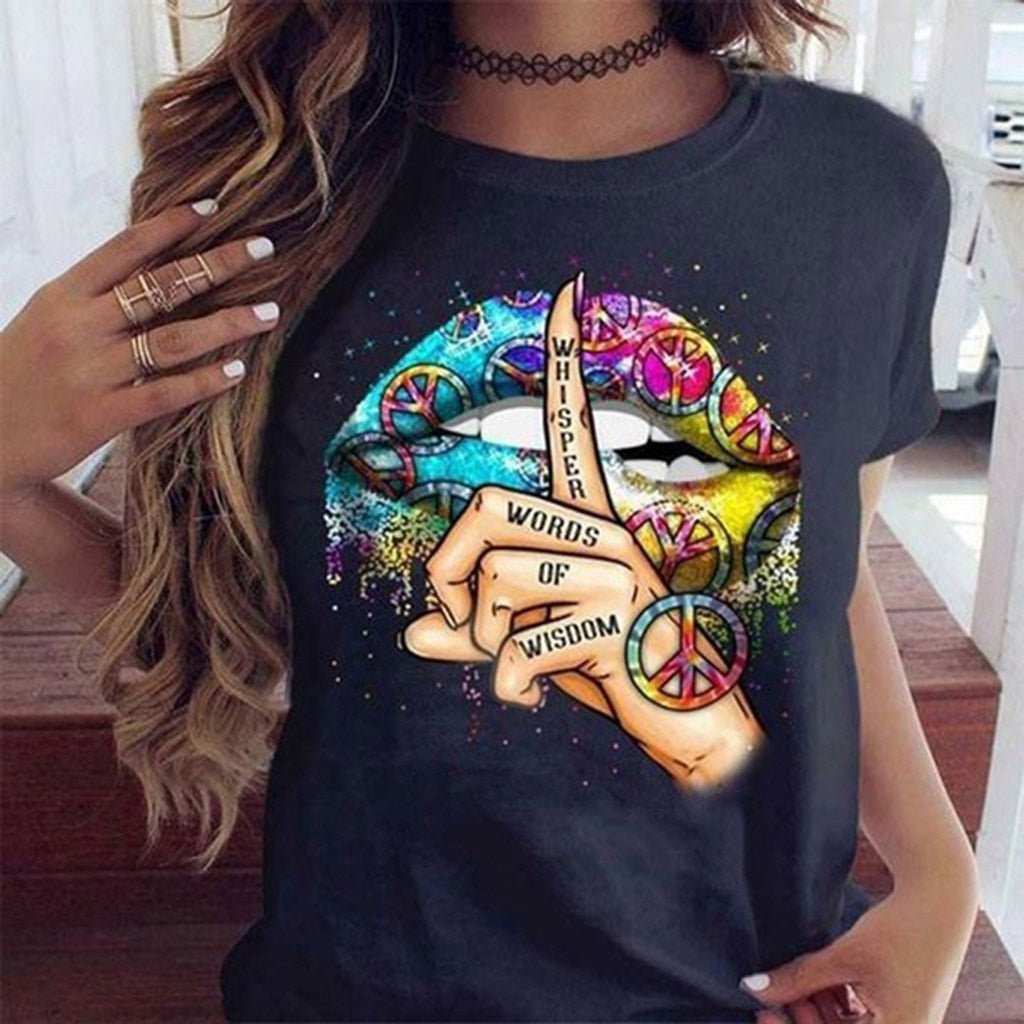 Chic Black O-Neck Watercolor Lips Tee for Women