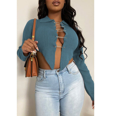 Trendy Asymmetric Knitted Sweater with Collared Neckline