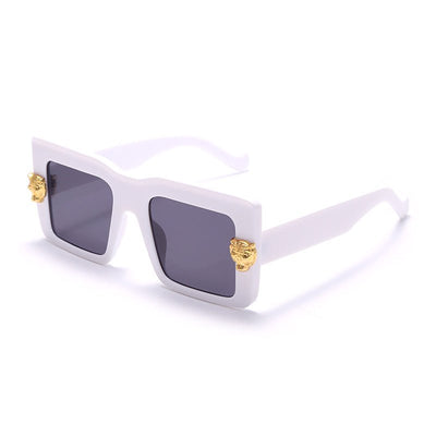 Chic Retro Diamond-Accented Wide Flat Top Sunglasses with Leopard Head Detail