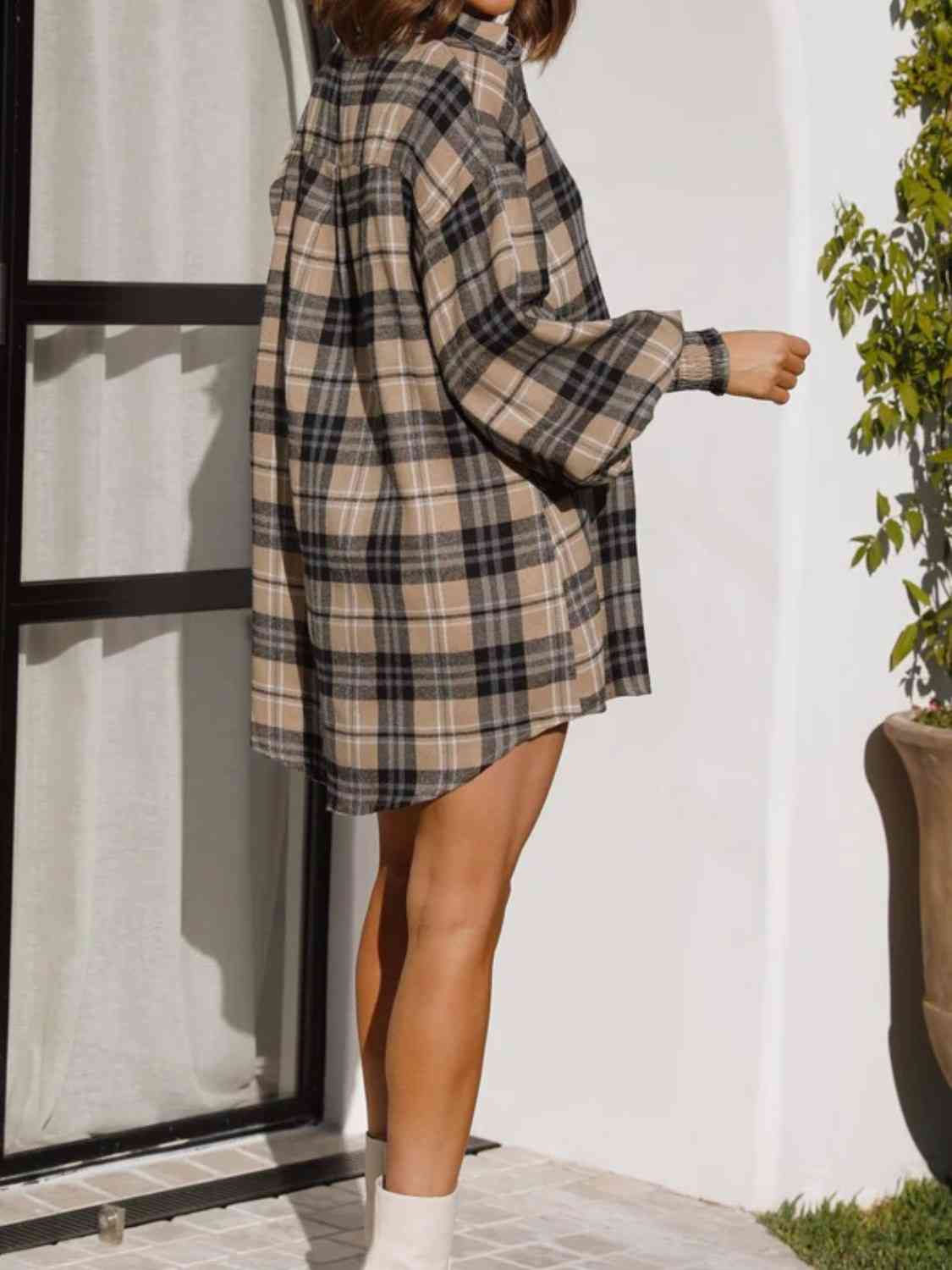 Stylish Checkered Lantern Sleeve Top for Trendy Fashion