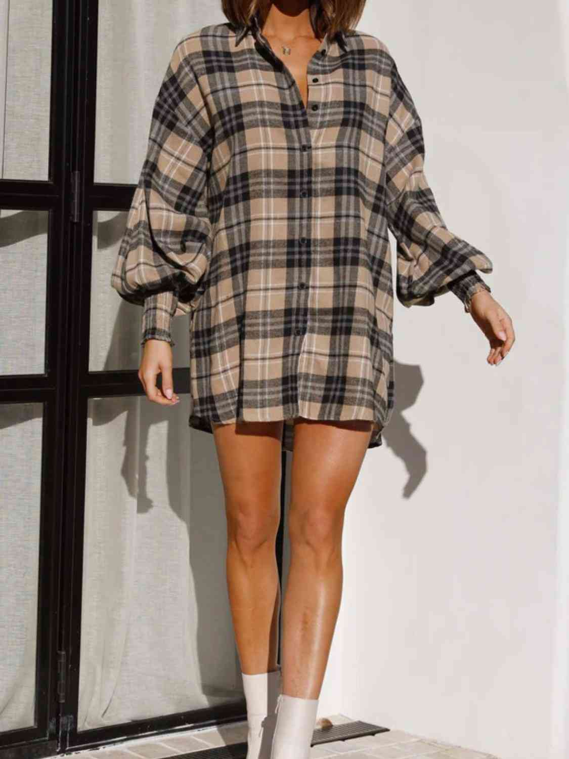 Stylish Checkered Lantern Sleeve Top for Trendy Fashion