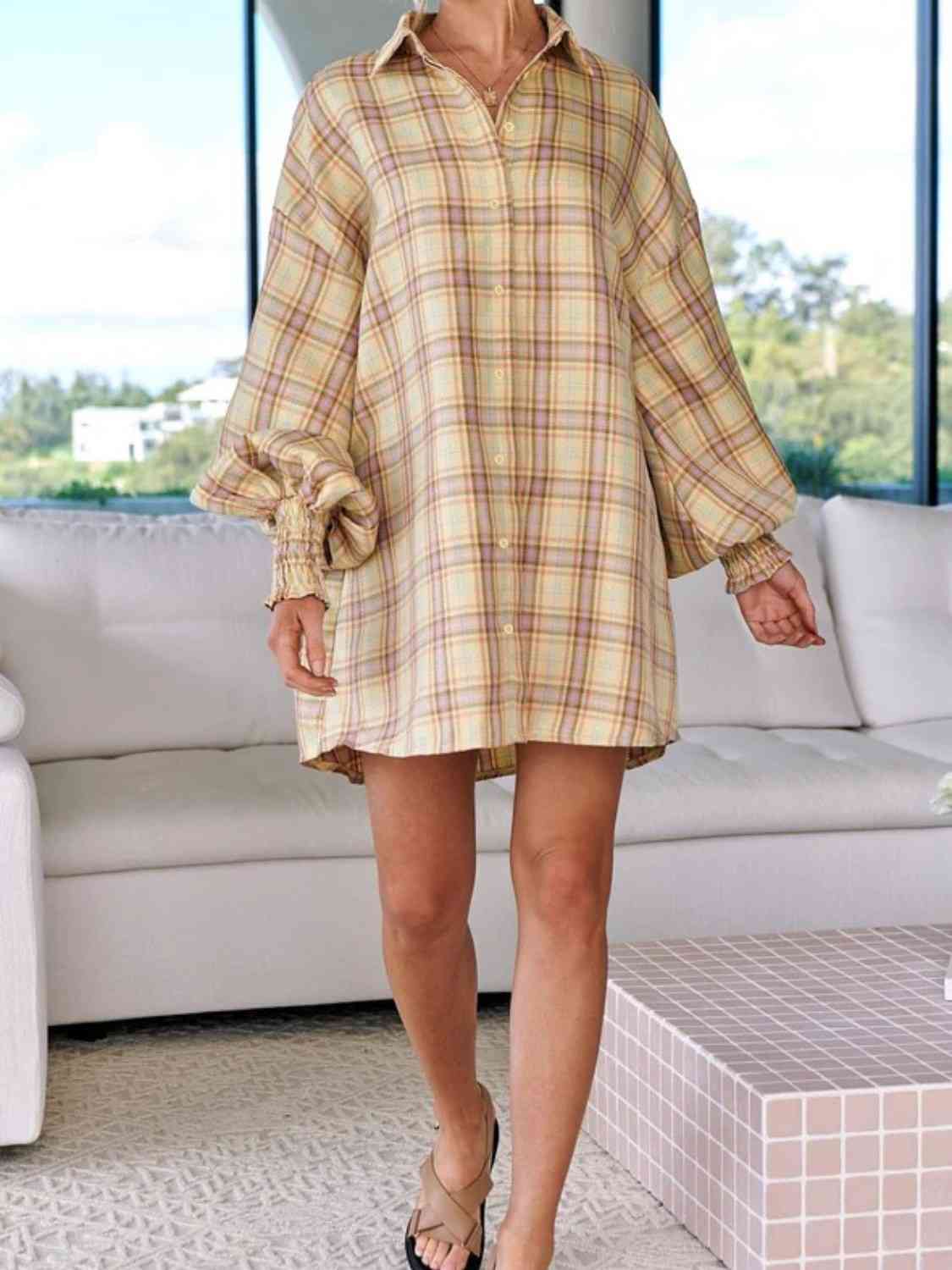 Stylish Checkered Lantern Sleeve Top for Trendy Fashion