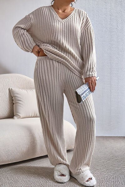 Stylish Plus Size Ribbed V-Neck Lounge Set