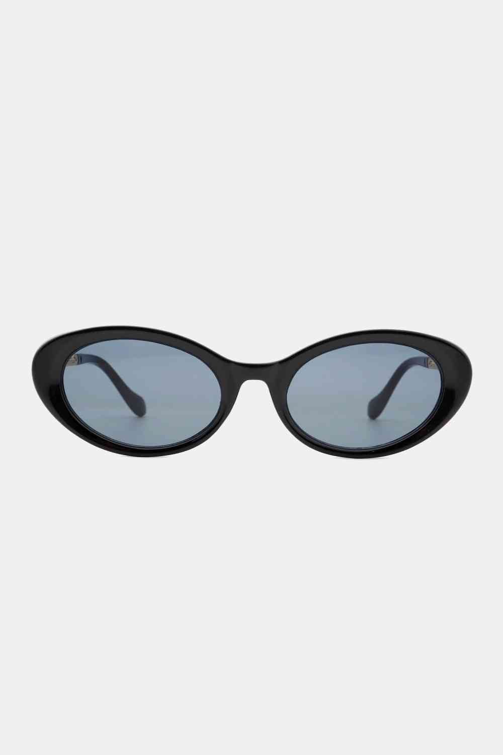 Chic Polycarbonate Cat-Eye Sunglasses with UV Protection