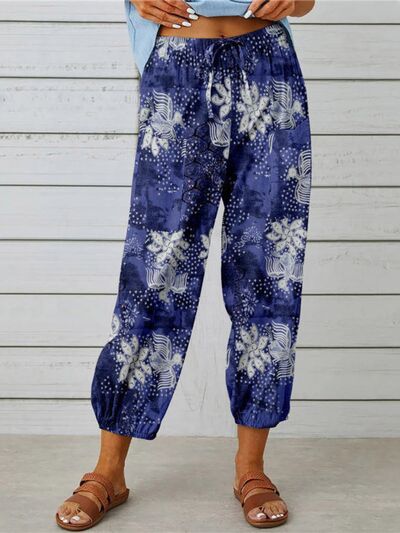 Chic Printed Tie-Detail Cropped Pants