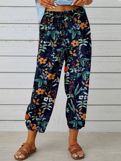 Chic Printed Tie-Detail Cropped Pants