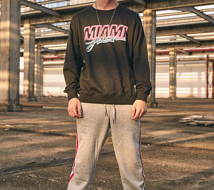 Men's Stylish Pink Lettered Hoodie Sweatshirt for Casual Wear