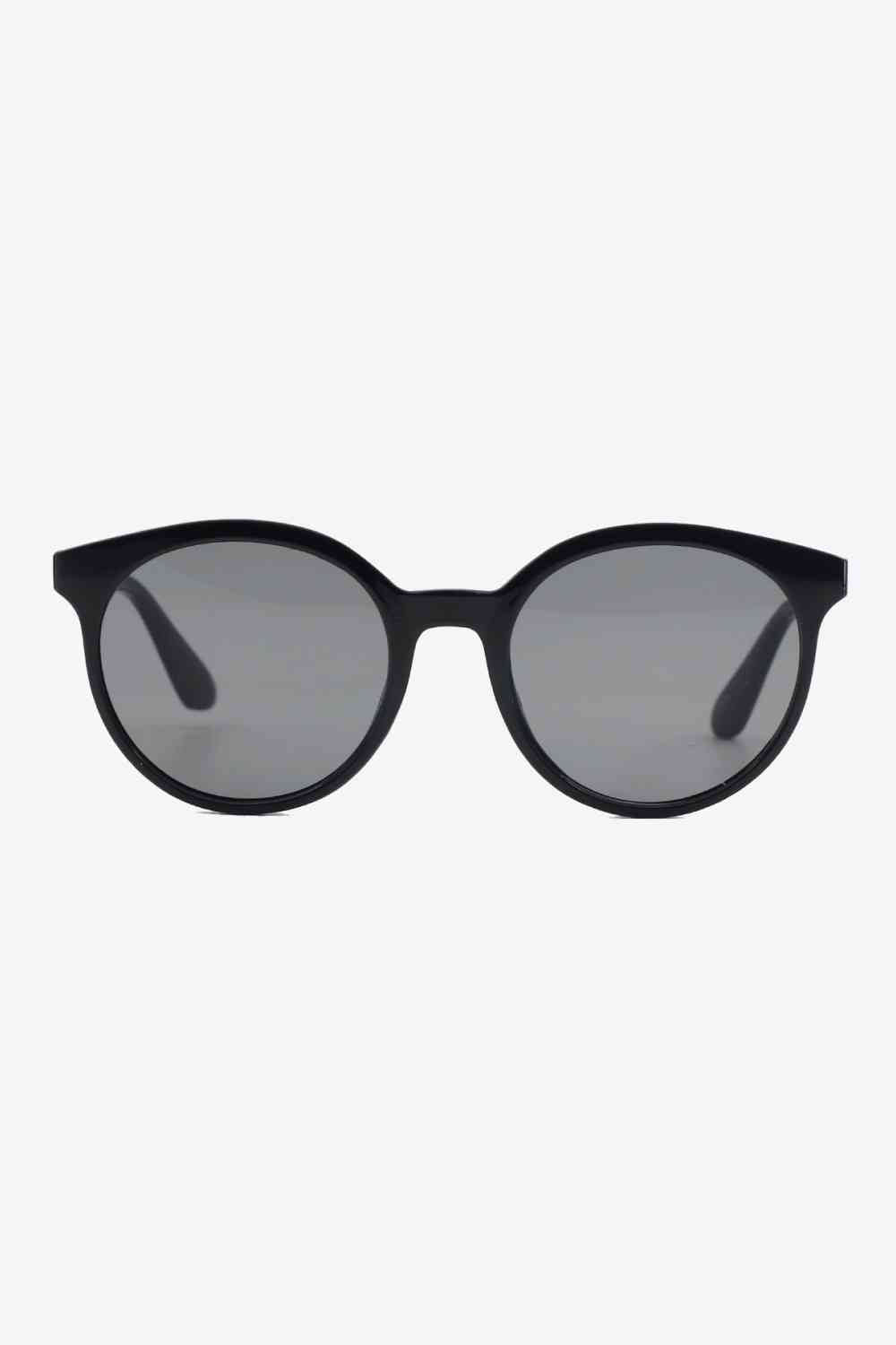 Stylish Round Polycarbonate Frame Sunglasses with UV Protection