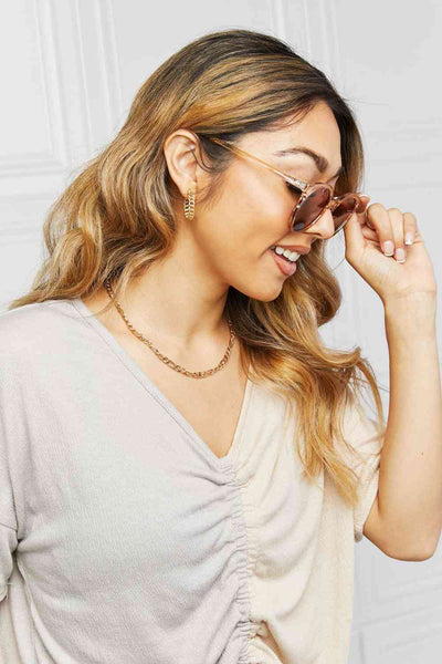 Stylish Round Polycarbonate Frame Sunglasses with UV Protection