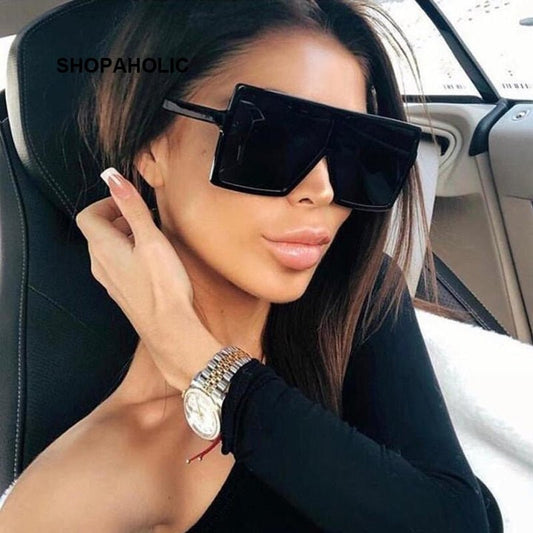 Chic Square Sunglasses for Women - Fashionable UV400 Eyewear with Clear Lenses and Durable Plastic Frame