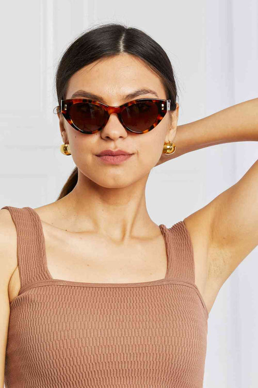Vintage-Inspired Tortoiseshell Cat Eye Sunglasses