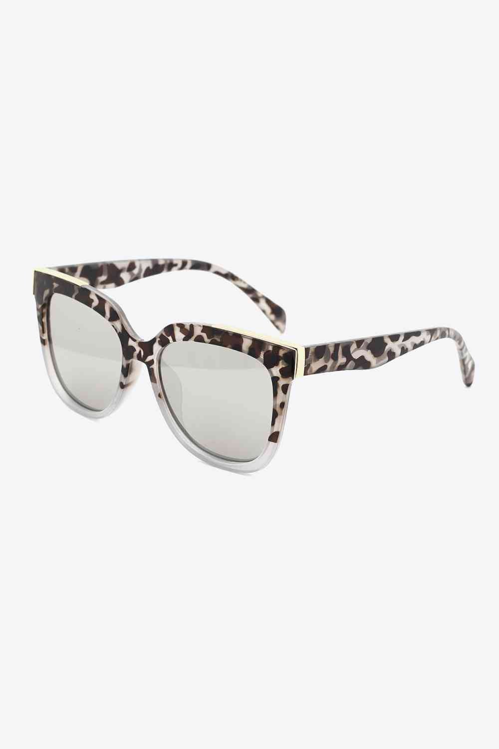 Chic Tortoiseshell Full Rim Sunglasses with Polycarbonate Frame