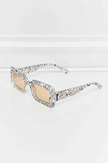 Chic Tortoiseshell Rectangle Sunglasses with UV Protection