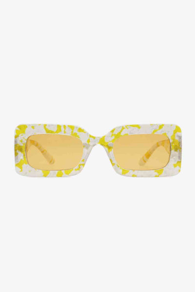 Chic Tortoiseshell Rectangle Sunglasses with UV Protection