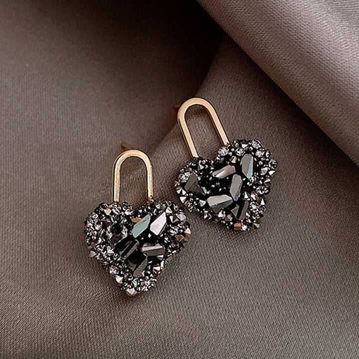 Trendy Love Half Hollow Imitation Pearl Rhinestone Earrings Fashion Lady Earrings