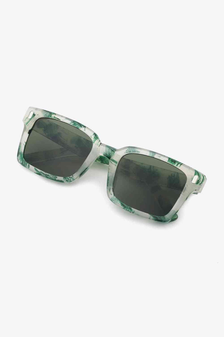 Stylish UV400 Square Sunglasses with Polycarbonate Build