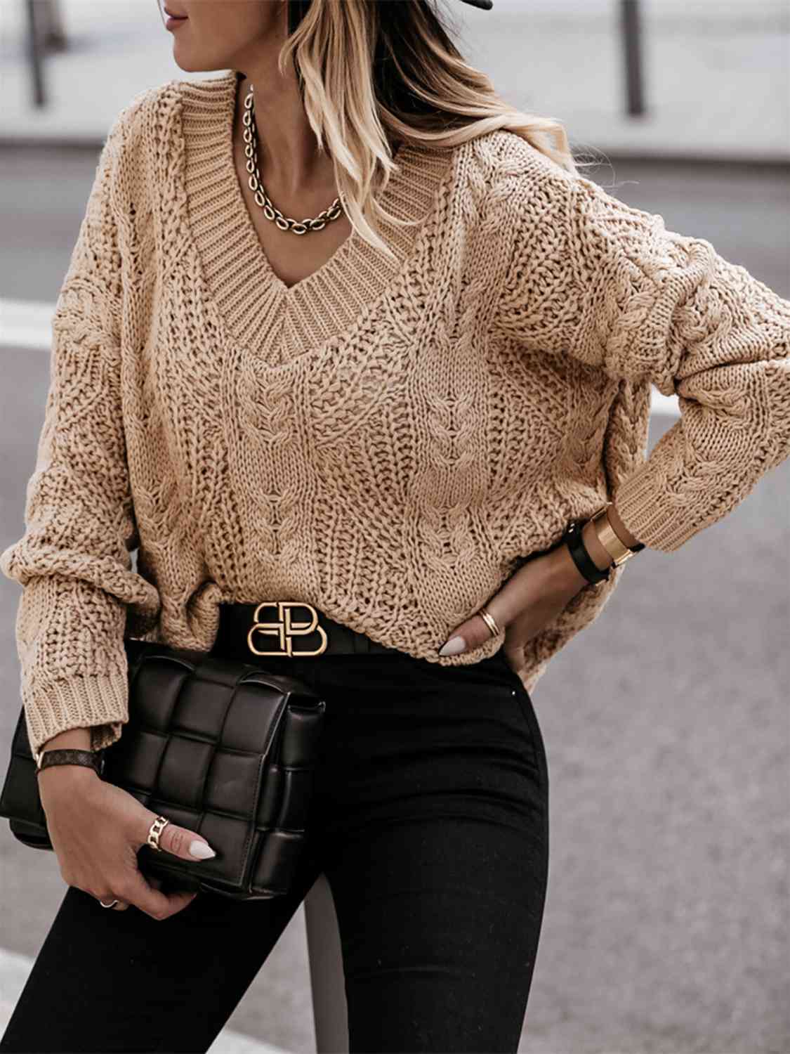 Elegant V-Neck Cable-Knit Sweater with Long Sleeves Fashion
