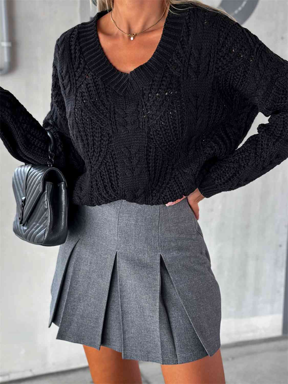 Elegant V-Neck Cable-Knit Sweater with Long Sleeves Fashion