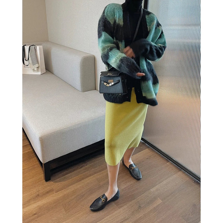 Woman’s Plaid Knit Sweaters and Cardigans - OEM Pulls Top in Korean Fashion Style, Vintage-Inspired Winter Goth Long Sleeve Sweatshirts