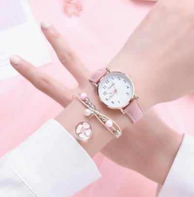 Women Vintage Small Watch With Leather Strap Casual Dress Wristwatch For Office And Everyday Wear