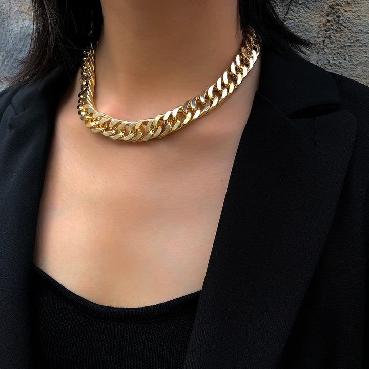 Women Minimalist Chunky Collar Necklace