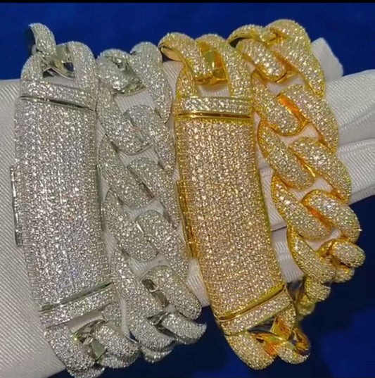 Cuban Link Chain Man Necklace